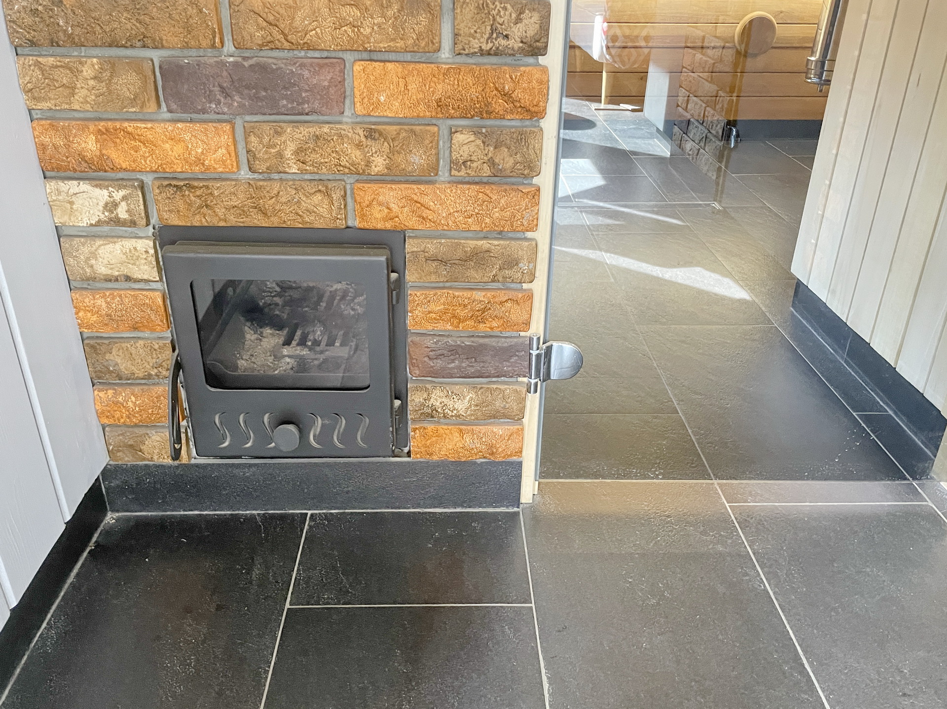 Печь на дровах внутренняя Печь на дровах внутренняя