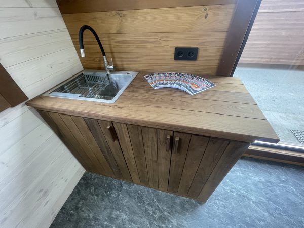 Кухня в модульной бане 829